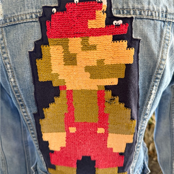 Mario/Nintendo Denim jacket with interchangeable sequins - Picture 4 of 7